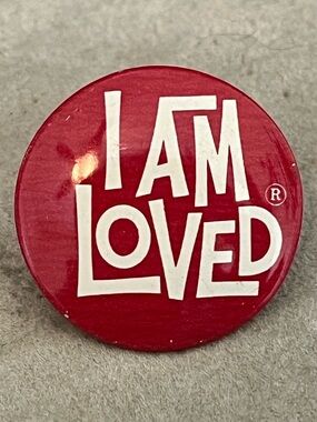 Vintage Helzberg’s Diamond Shops I AM LOVED Red Button